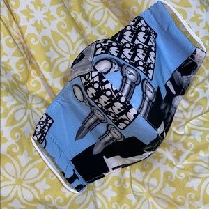Brand new mask nwot fashion baby blue